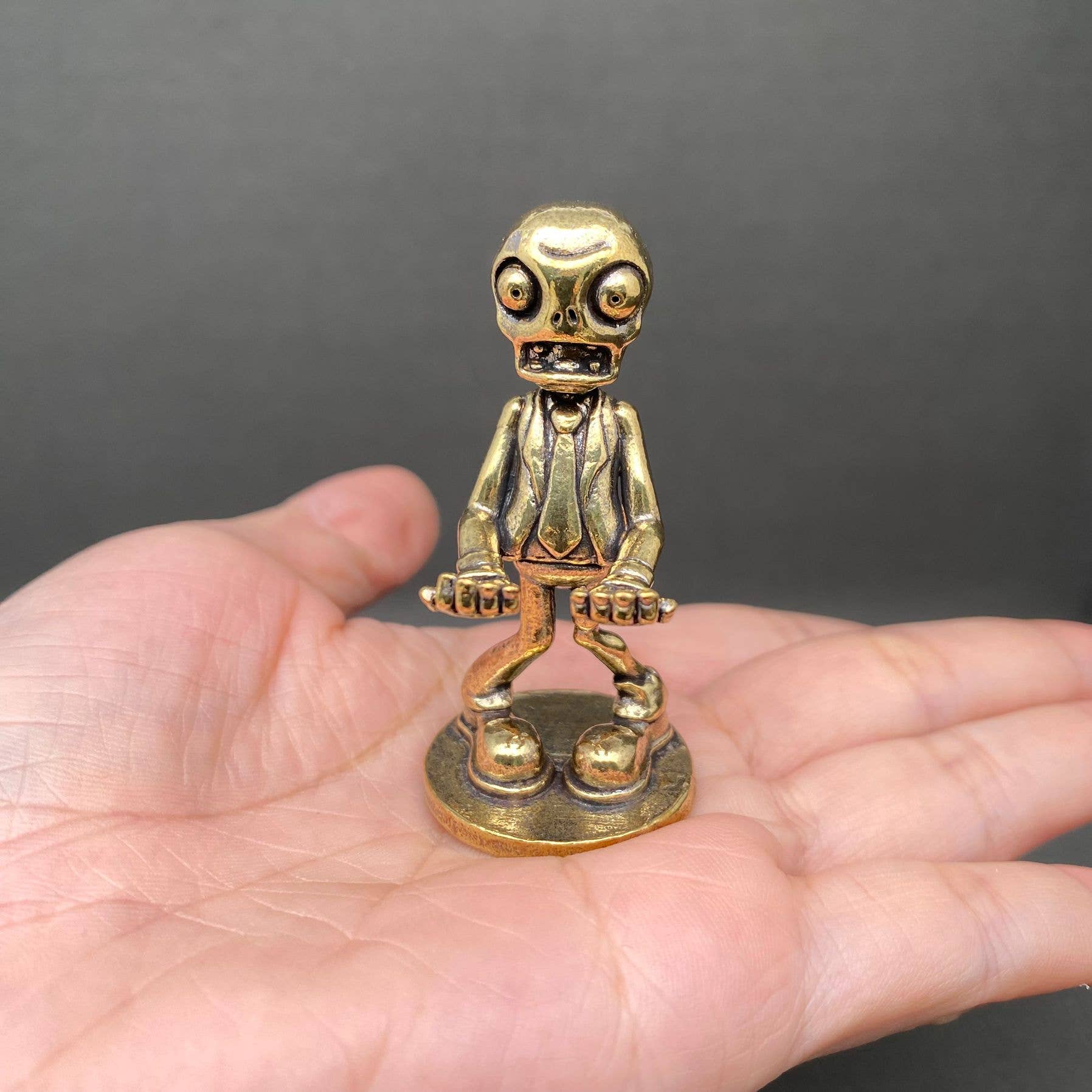 Brass Zombies In Suits Crafts Decoration Desktop Ornaments