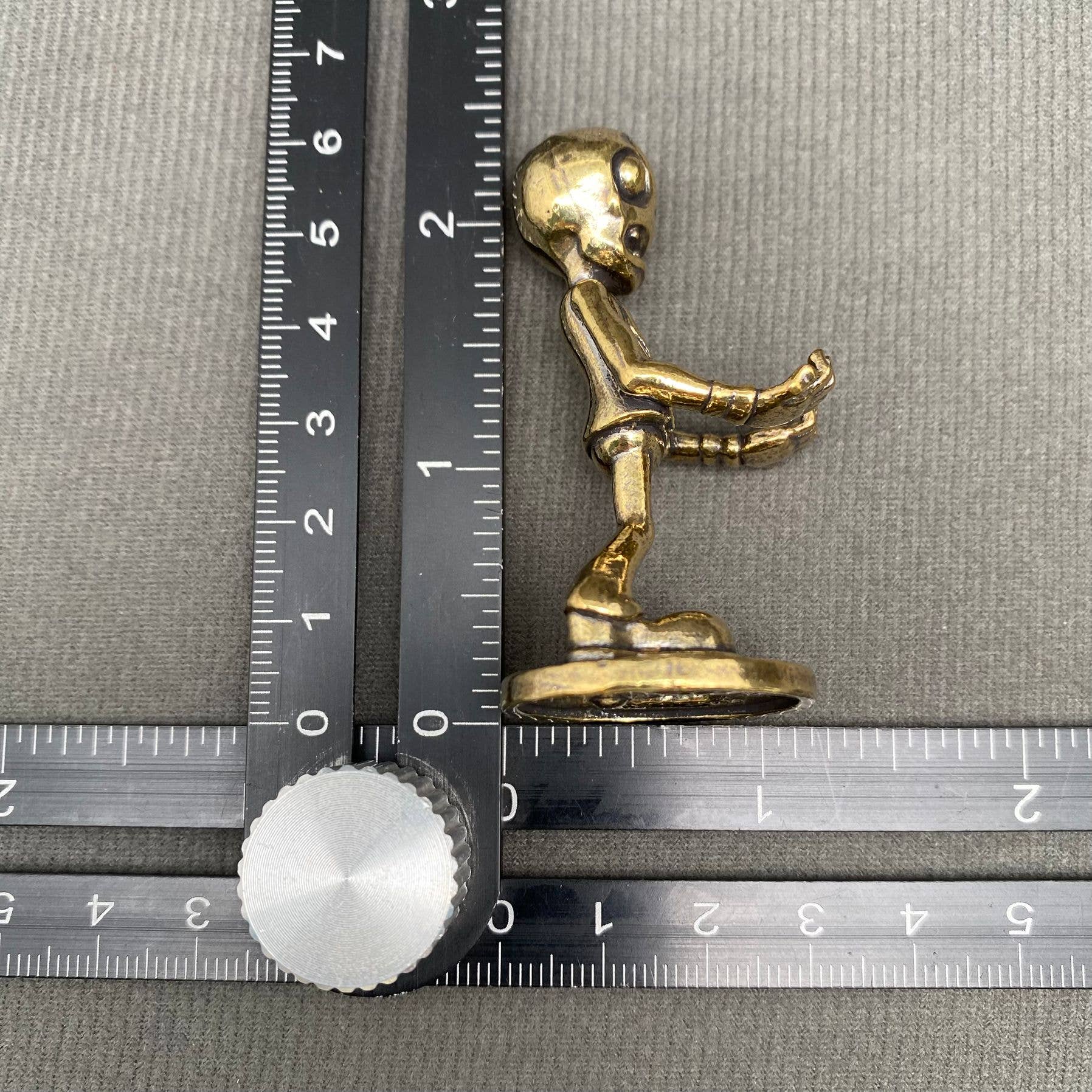 Brass Zombies In Suits Crafts Decoration Desktop Ornaments
