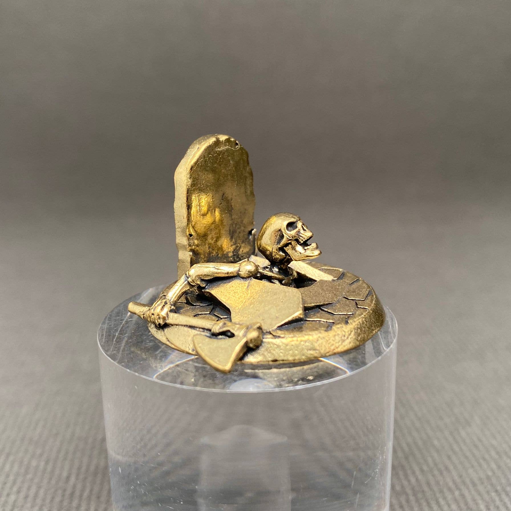 Skeleton In The Tomb Brass Crafts Decoration Desktop Ornaments