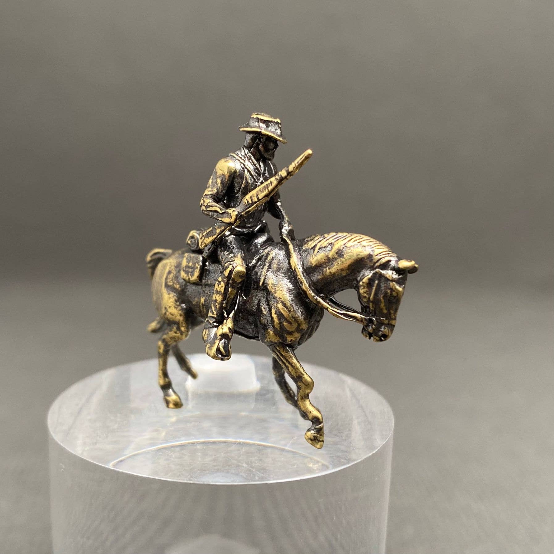 Gunslinger Riding A Horse Brass Crafts Desktop Ornaments